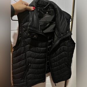 Bernado Puffer Vest Size Large